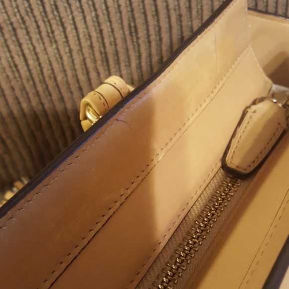 SOLD OFF SITE - Picture 7 of 8